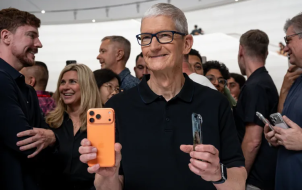 iPhone 17 bán chạy hơn 14% so với mẫu trước tại Mỹ và Trung Quốc.